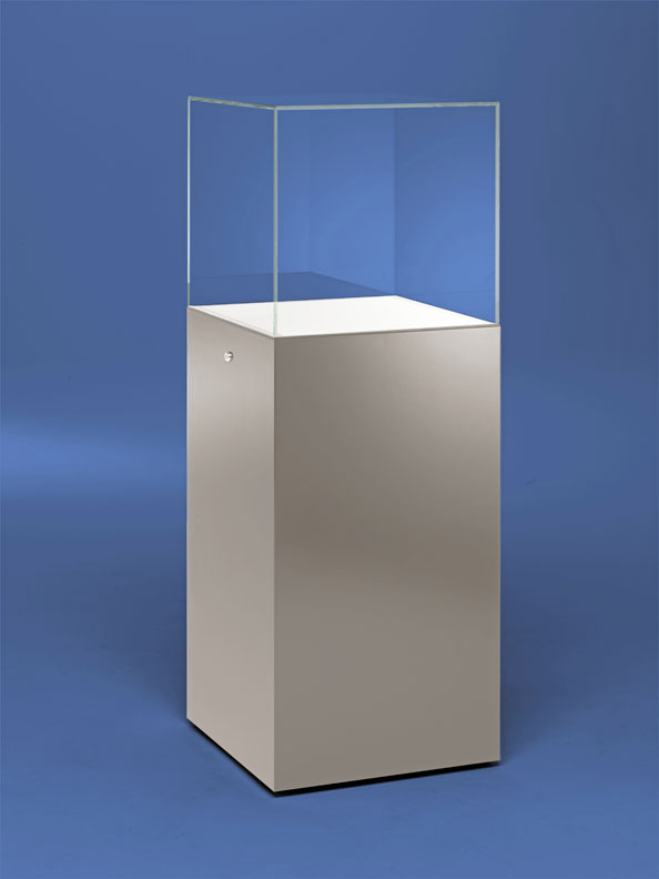 Stuttgart Pedestal Display Case
